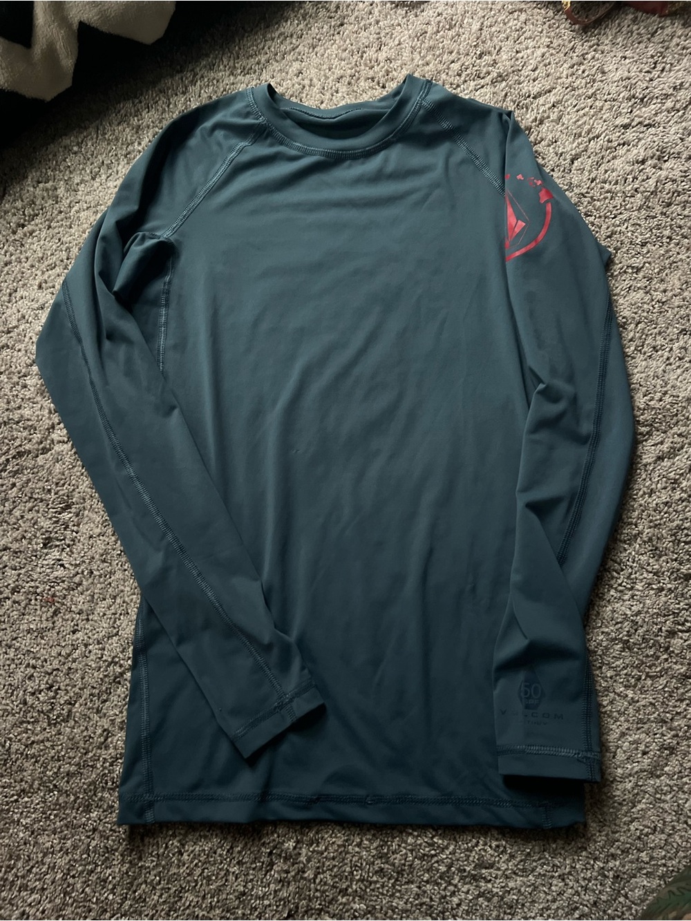 GUC Men’s Volcom Hawaii rash guard